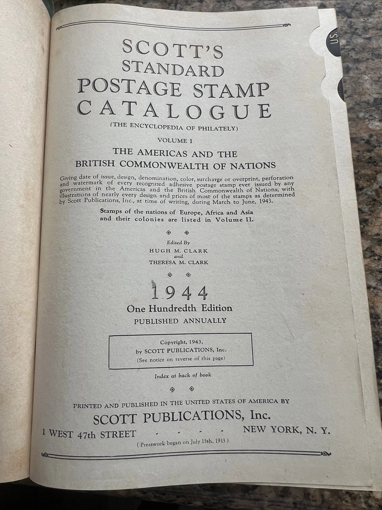 1944 Scott's Standard Postage &!Stamp Catalogue Hardcover Vintage