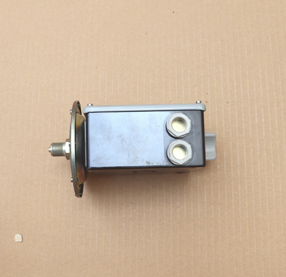 DANFOSS RT113 PRESSURE SWITCH