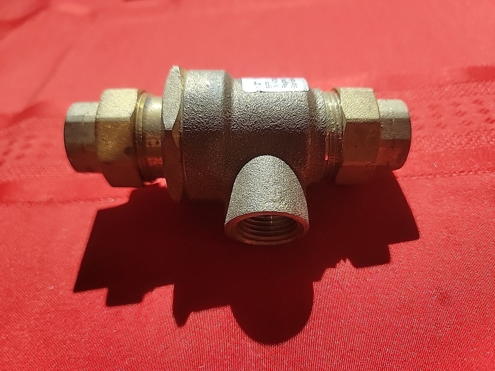 Watts 1/2" Threaded Dual Check Backflow Preventer w/ Atmospheric Vent