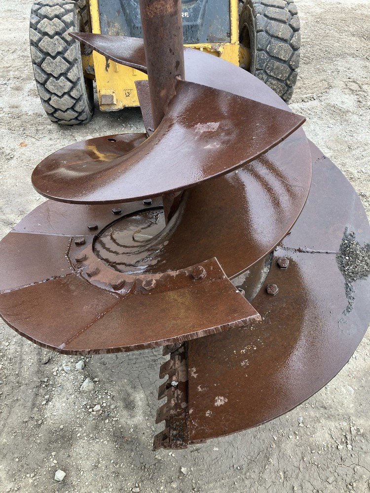 48" Diameter Auger Bit With Round Coupling For 2-9/16” Diameter Auger Drive