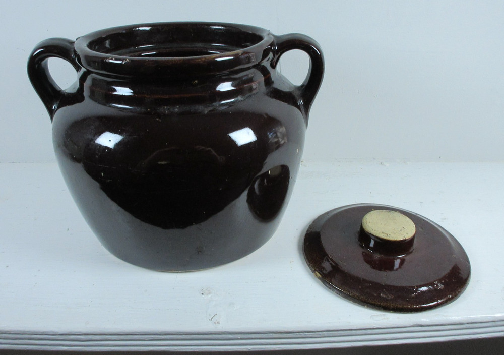 Bean Pot-With Lid-USA