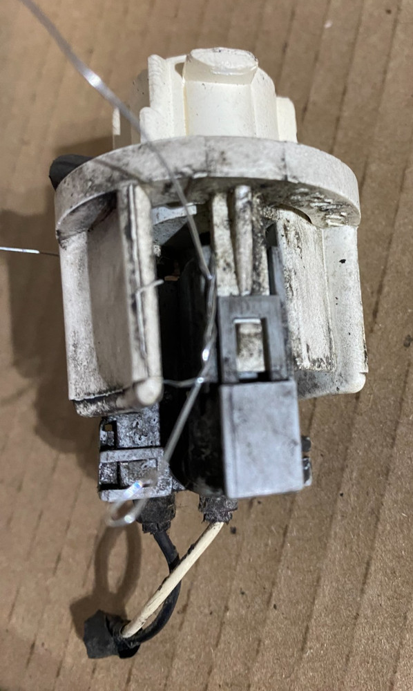 Socket Saab 900 and 9-3. Front Turn Light Assembly. 2-Pole.