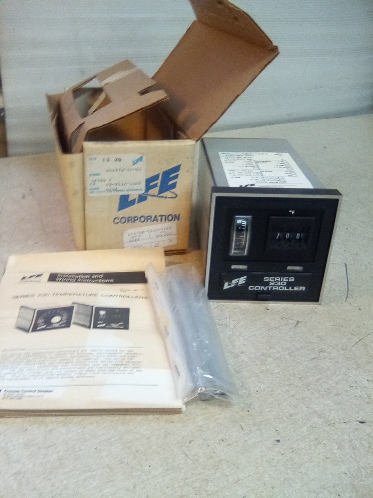 LFE H8-9532-3100 Temperature Controller