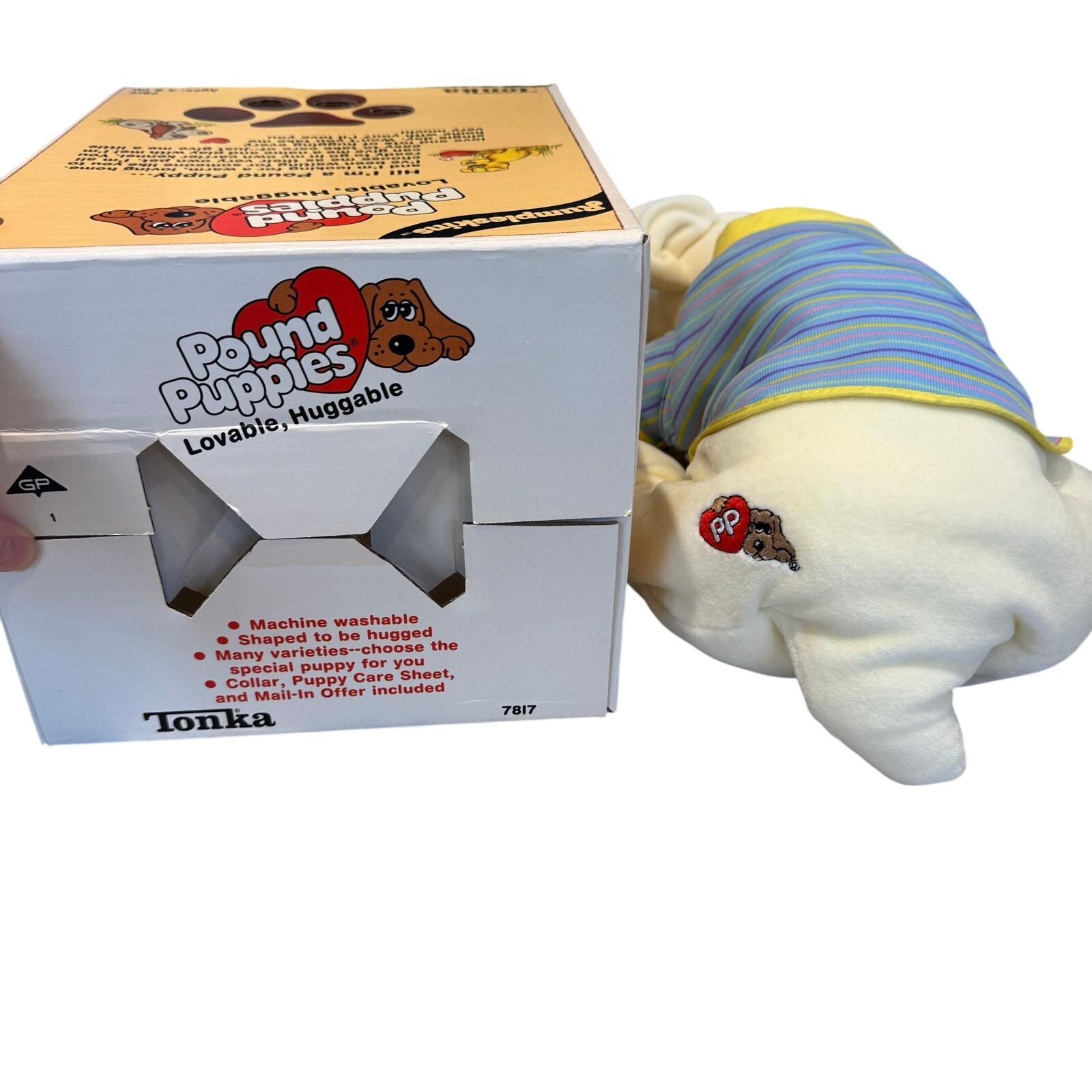 Vintage 1986 Tonka Pound Puppies White Puppy w/ Shirt Collar #7817 In Box Retro