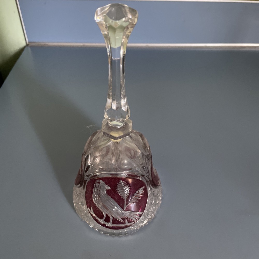 Crystal-glass Bell Ruby Bird