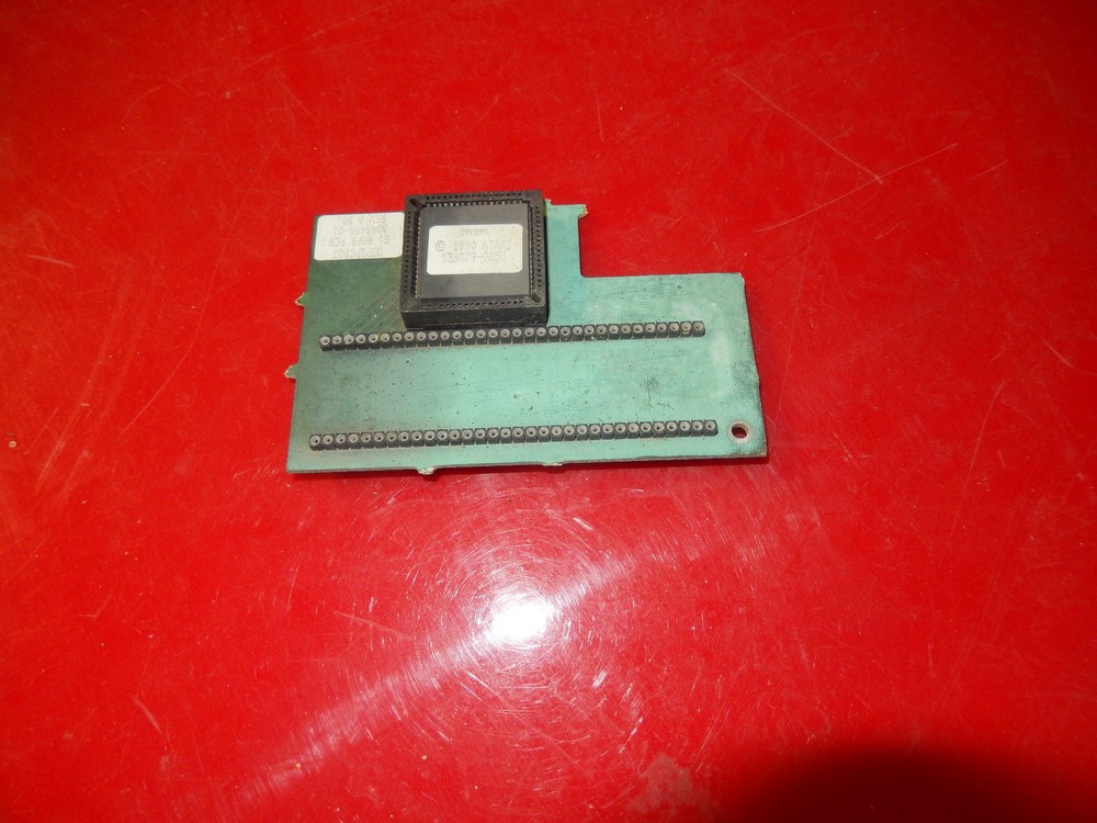 ATARI 136079 04848901 ARCADE GAME PART CshF-B