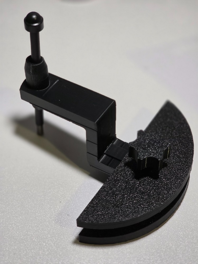 Ridgemonkey Bait Boat 750 front mount for Deeper Fishfinder