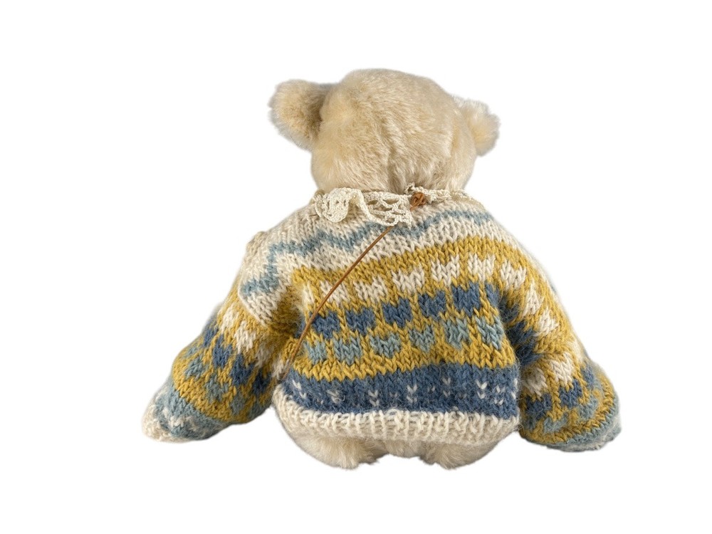Artist Bear Teddy Bear 29cm. Excellent condition.