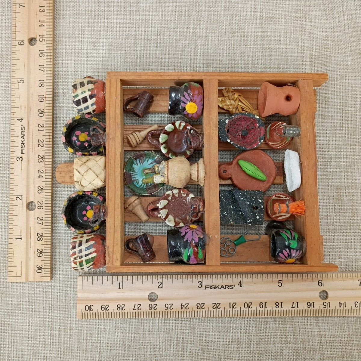 Mexican Kitchen Trasterito Trastero Wall Shelf 3 Tier Wooden w/ Miniature Clay