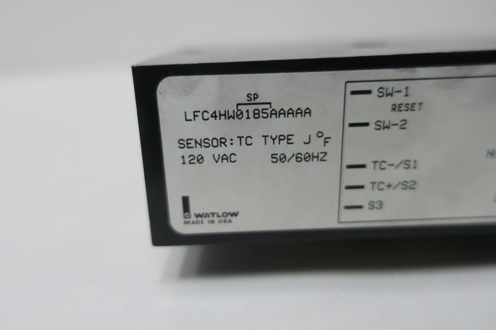 Watlow LFC4HW0185AAAAA Temperature Controller 120v-ac