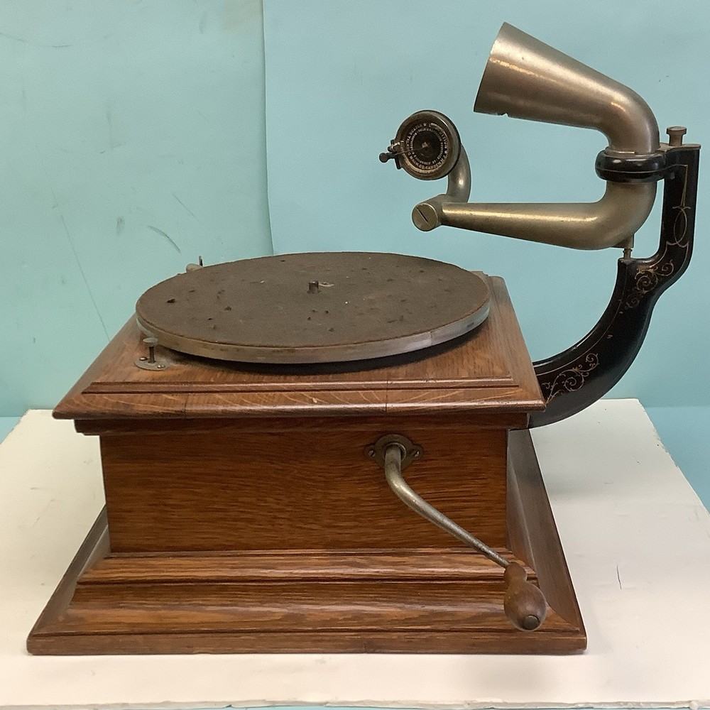 Victor Talking Machine Record Player Type VTC II 6709A