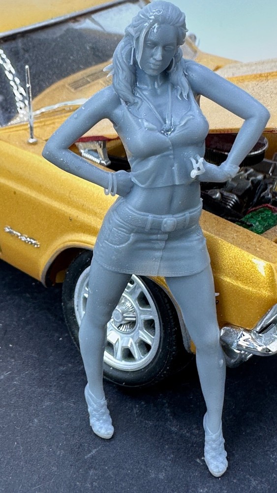Meg Fox Transformers for Model car diorama Transformers