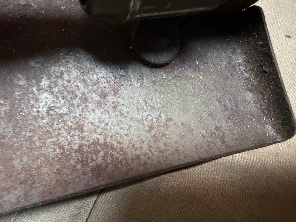 ORIGINAL WWII US ARMY M1943 COMBAT FIELD FOLDING SHOVEL-DATED 1945