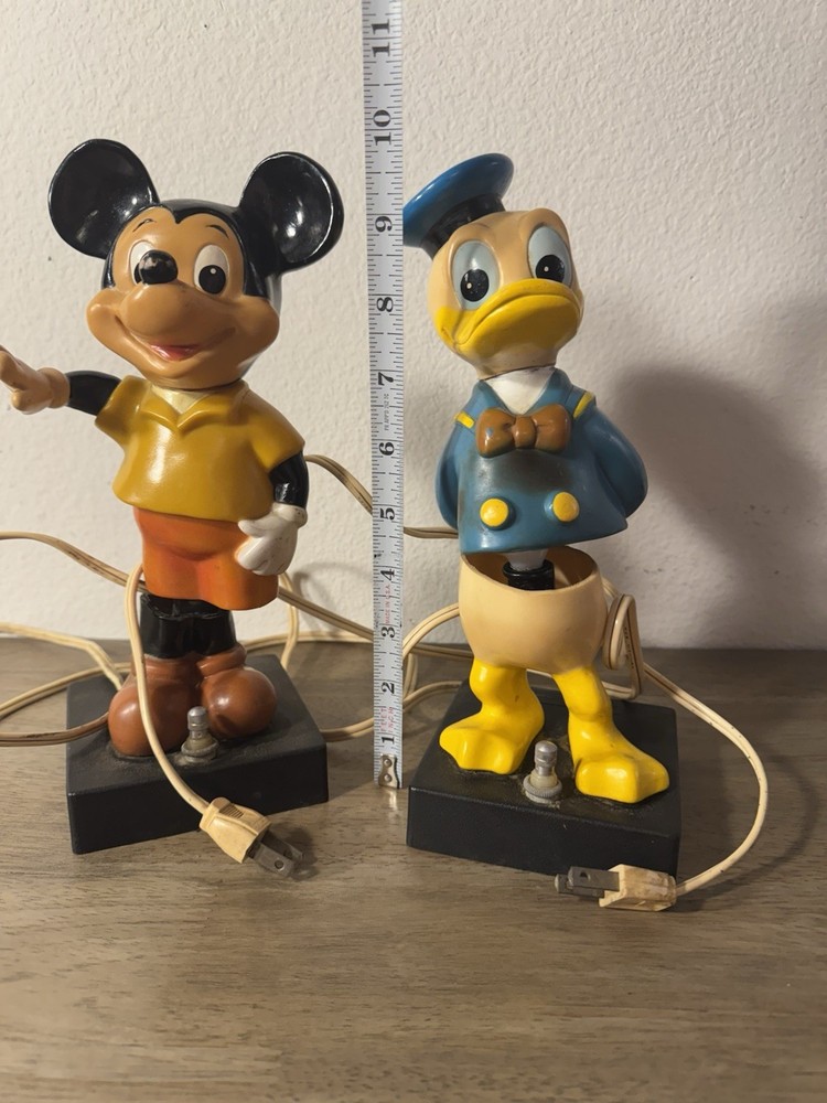 Mickey Mouse Donald Duck Bobblehead Nightlight Lamp