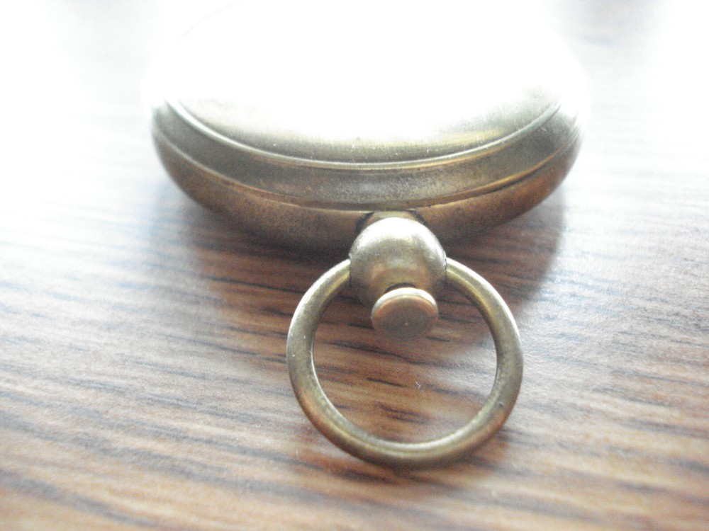 REAL NICE ,SCARCE,WW-2 BRASS WALTHAM COMPASS W/ORIGINAL POUCH AND BOX W-24