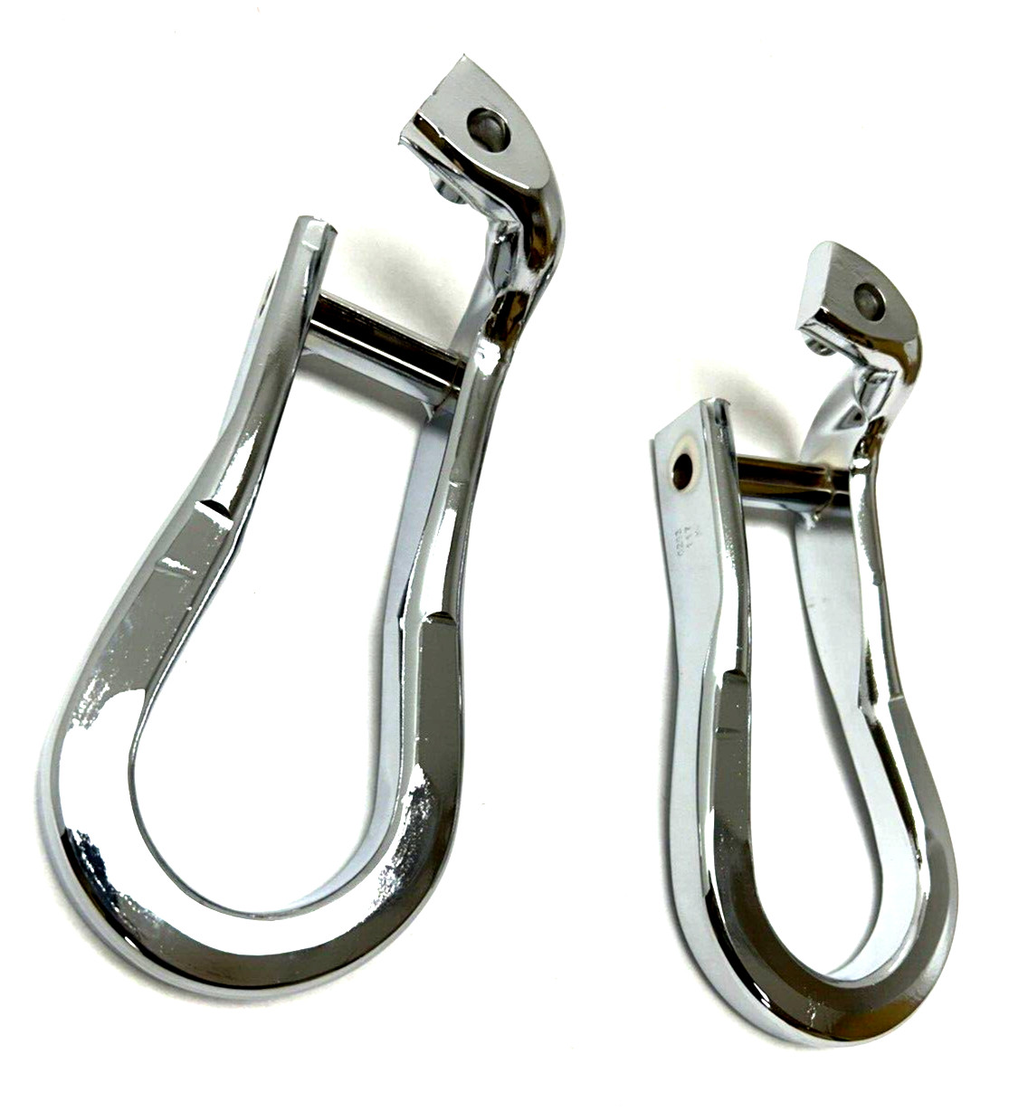 84072464 OEM GM Chrome Recovery Tow Hooks 15-2019 Silverado Sierra 2500 3500 HD