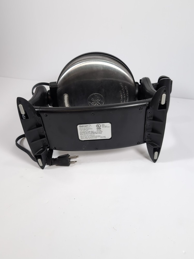 GE ROTATING Round WAFFLE MAKER model 898678 Tested Working Stainless Non Stick