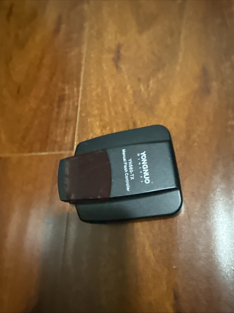 YONGNUO YN560-TX Manual Flash Trigger Controller (B40 - 560TX)