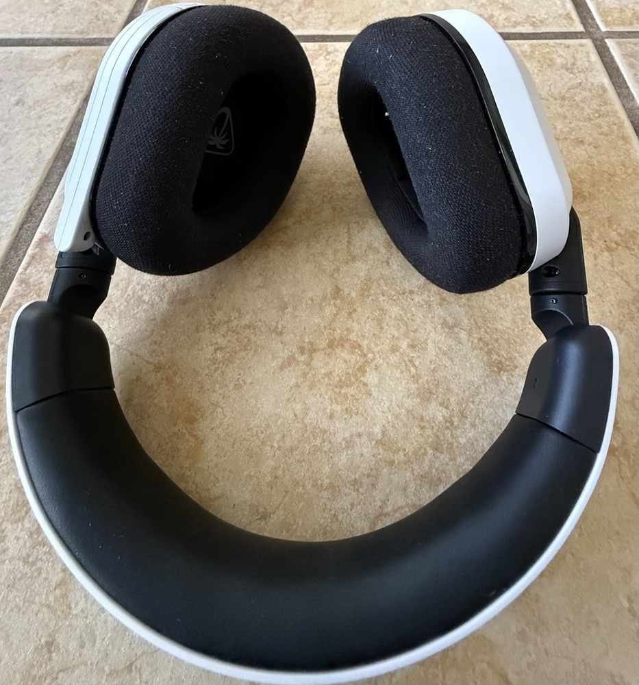 Turtle Beach Stealth 600 Wireless + Bluetooth Gaming Headset for PlayStation