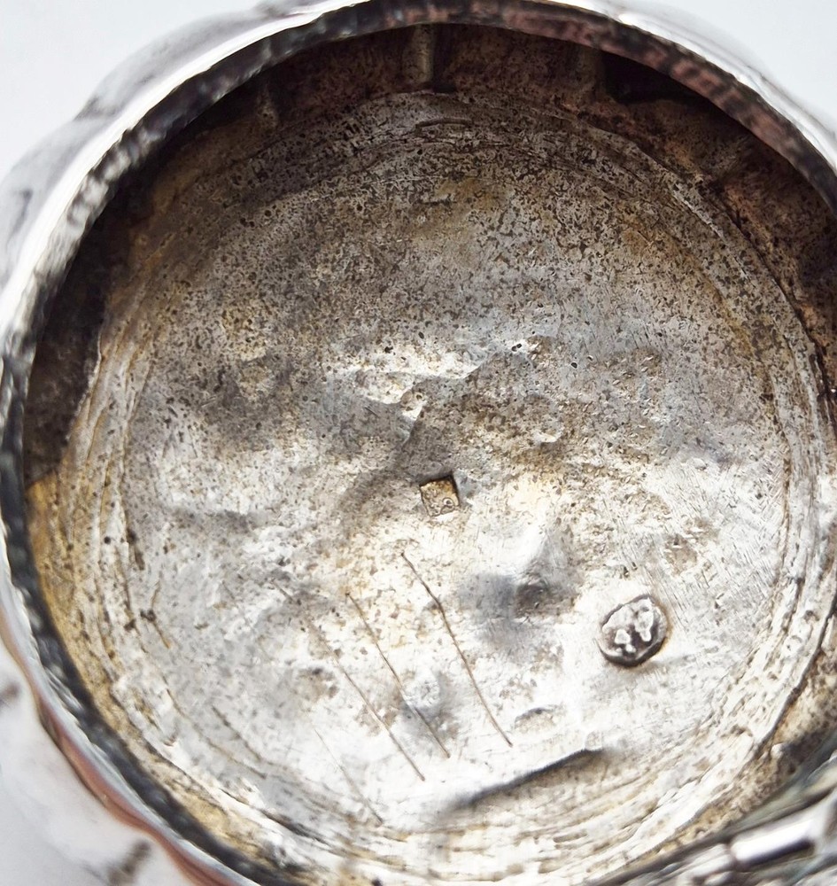 19TH CENTURY DUTCH SOLID SILVER NEOLCLASSICAL CHATELAINE SNUFF BOX