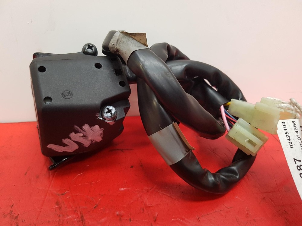 2018 YAMAHA MT 125 LEFT SIDE INDICATOR SWITCH