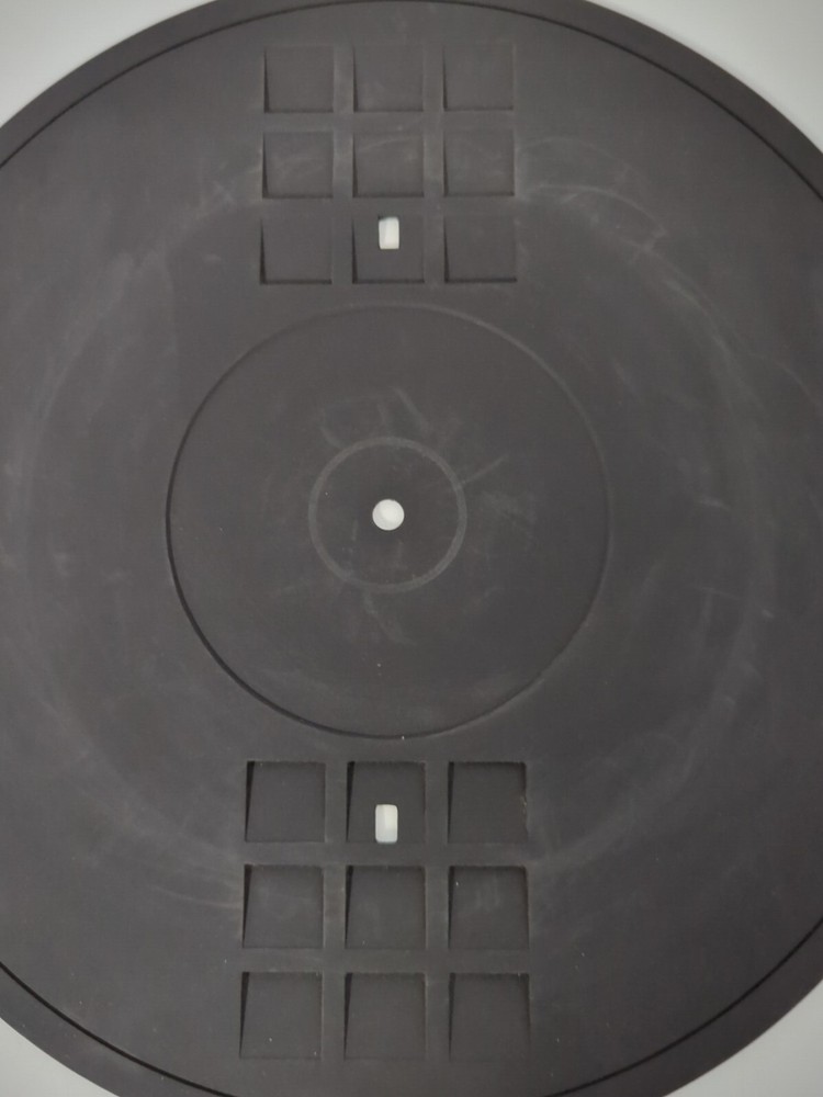 HITACHI HT-L303 TURNTABLE RUBBER PLATER