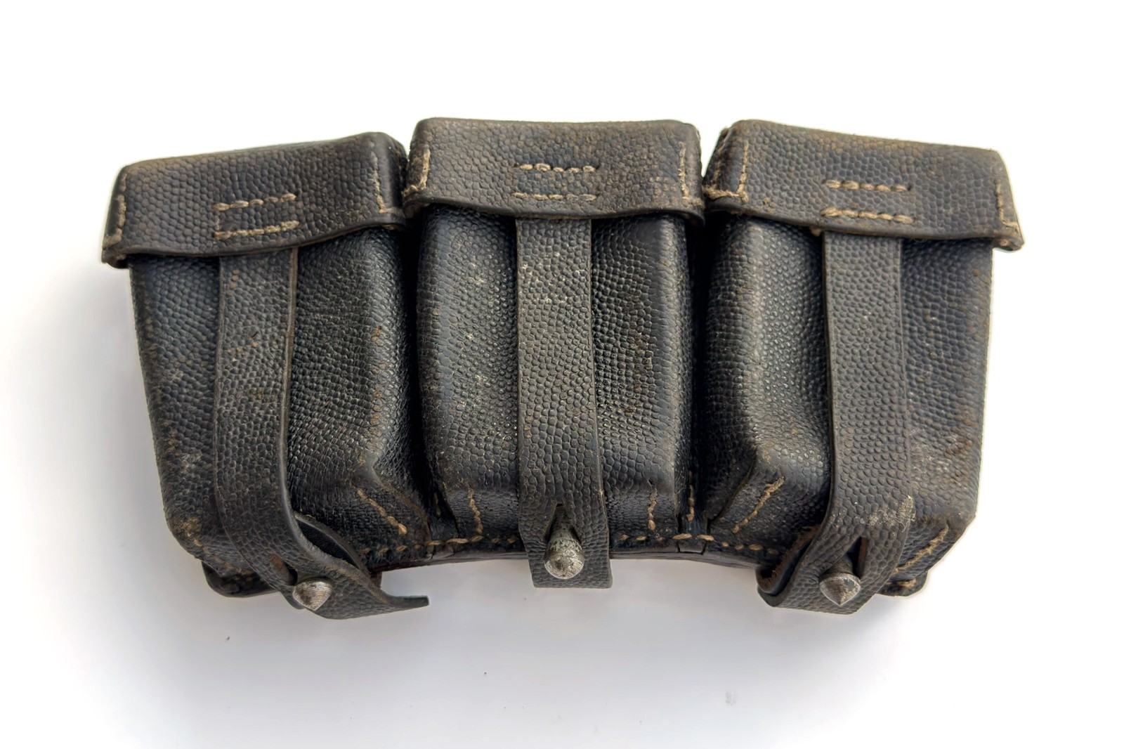 WWII German Ammo Pouch for 98k Mauser Rifle. Marked and Dated 1942