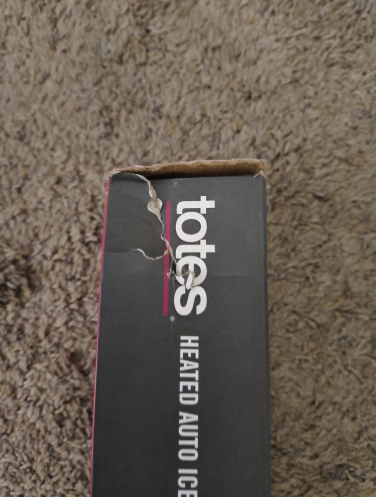 totes Heated Auto Ice Scraper Brand New