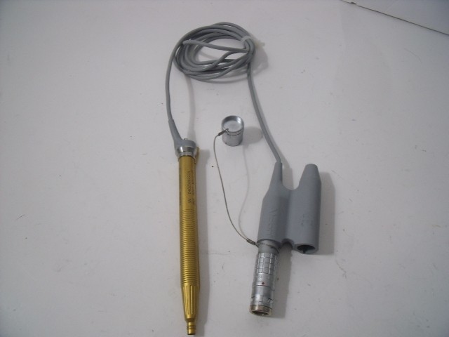Alcon 8065-M002-01 Reverse Threaded Tip Phacoemulsifier Probe Handpiece!