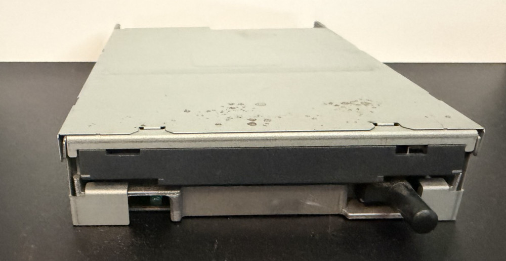 TEAC FD-235HG 3.5" Floppy Disk Drive   Tested