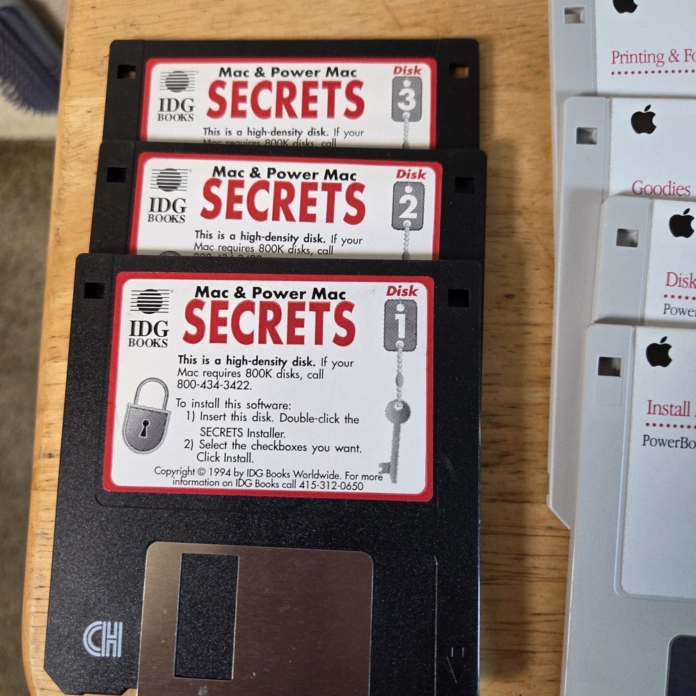 Apple Macintosh Software Lot Microsoft Excel, Word, Help, Secrets, Desktop Case
