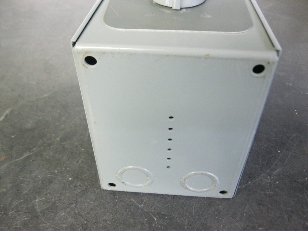 Allen Bradley 350-BAV Reversing Drum Switch Series B