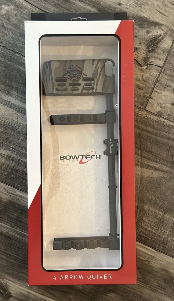 Bowtech CenterMass Mossy Oak Bottomland Quiver