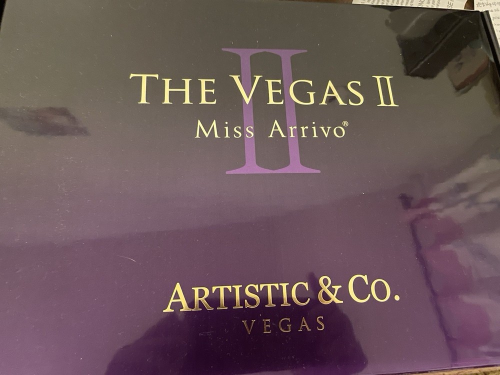 Vegas II Miss Arrivio