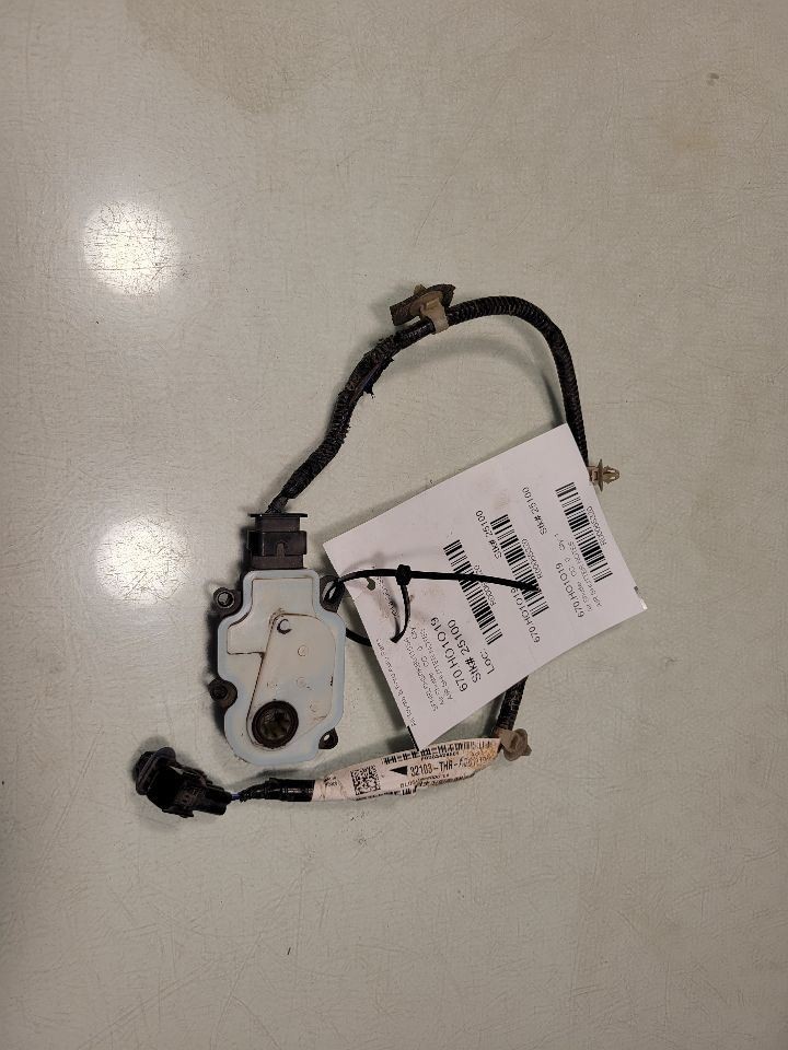 ODYSSEY 2019 Air Shutter MOTOR ONLY, W/ HARNESS