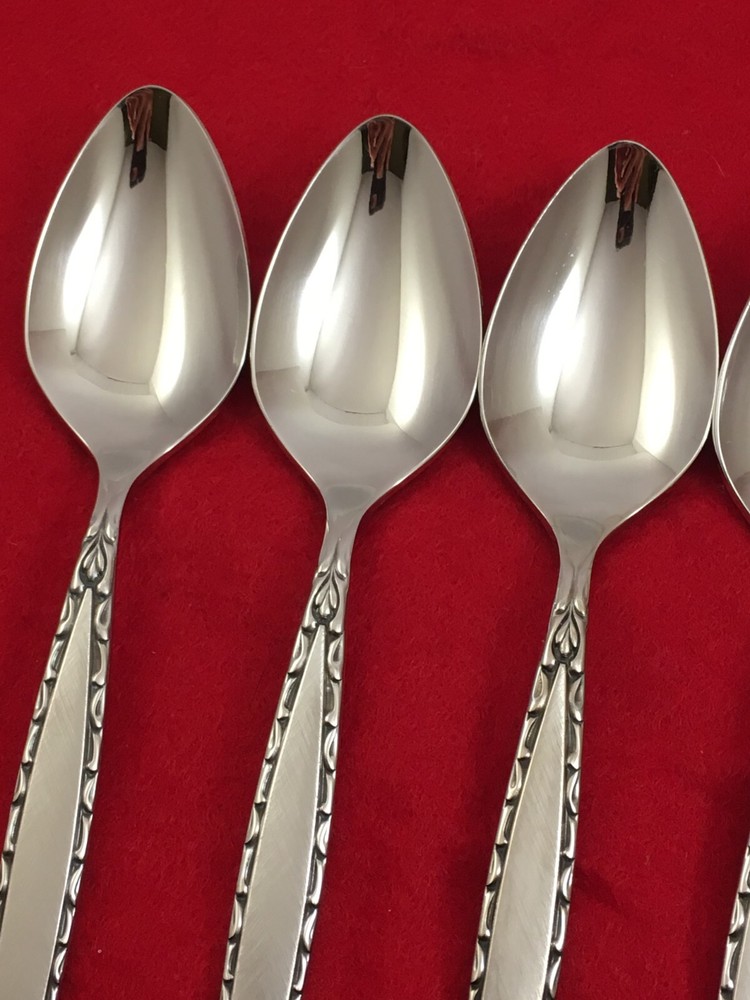 Oneida Community Venetia Stainless 4- Teaspoons Flatware