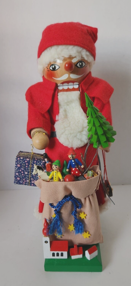 Steinbach Nutcracker Santa With Toy Bag & Tree 14" 1989