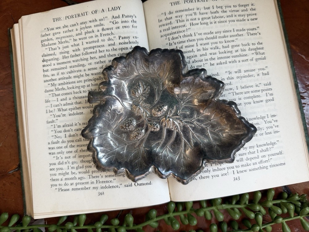 Vintage Silver Plated Strawberry Leaf Trinket Dish