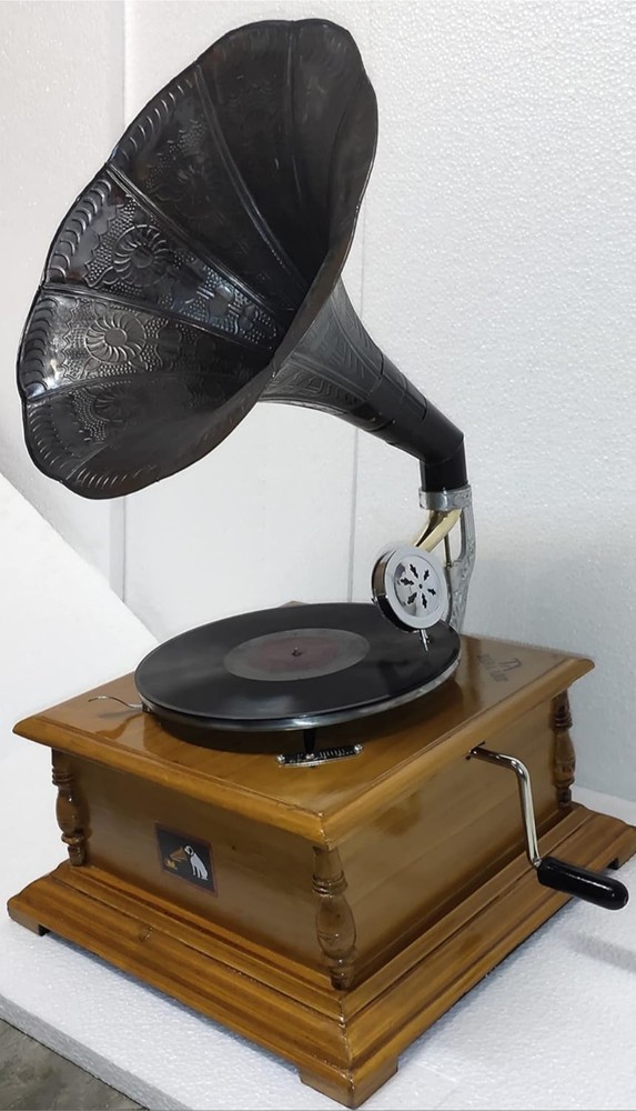Antique Gramophone Fully Functional Working Phonograph win-up record player