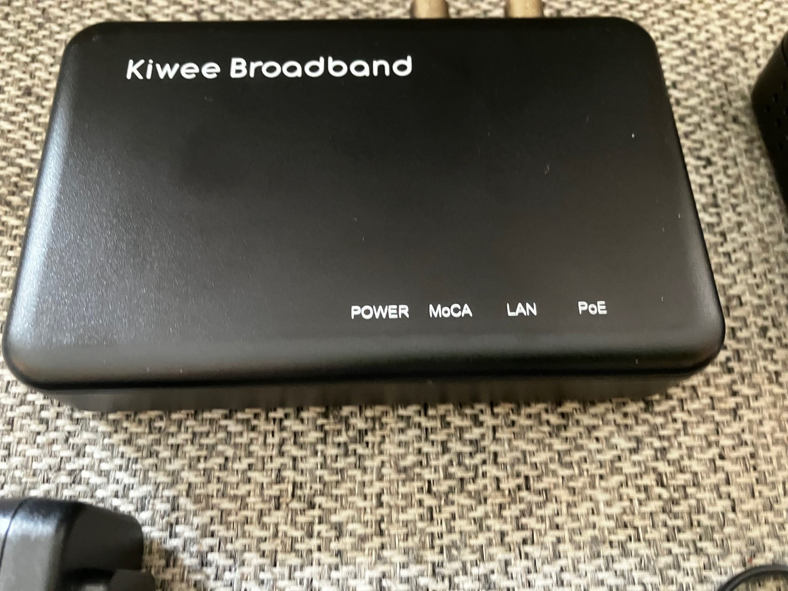 Kiwee Broadband KB-M3-03 MoCA 2.5 Adapter Kit 2.5GbE PoE+ 30W Ethernet Over Coax