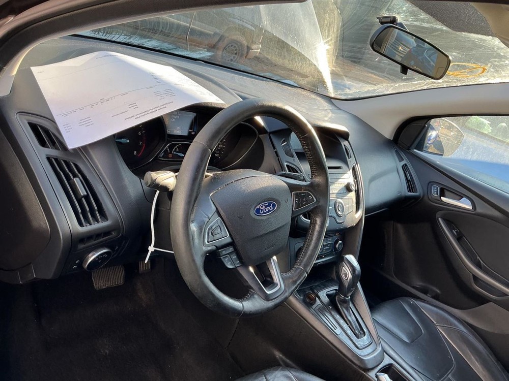 FOCUS 2016 Glove Box 4952436