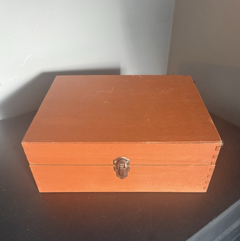 Vintage ZOOM 80x-1200x Microscope, auto Power Computer, Compounds & Solutions