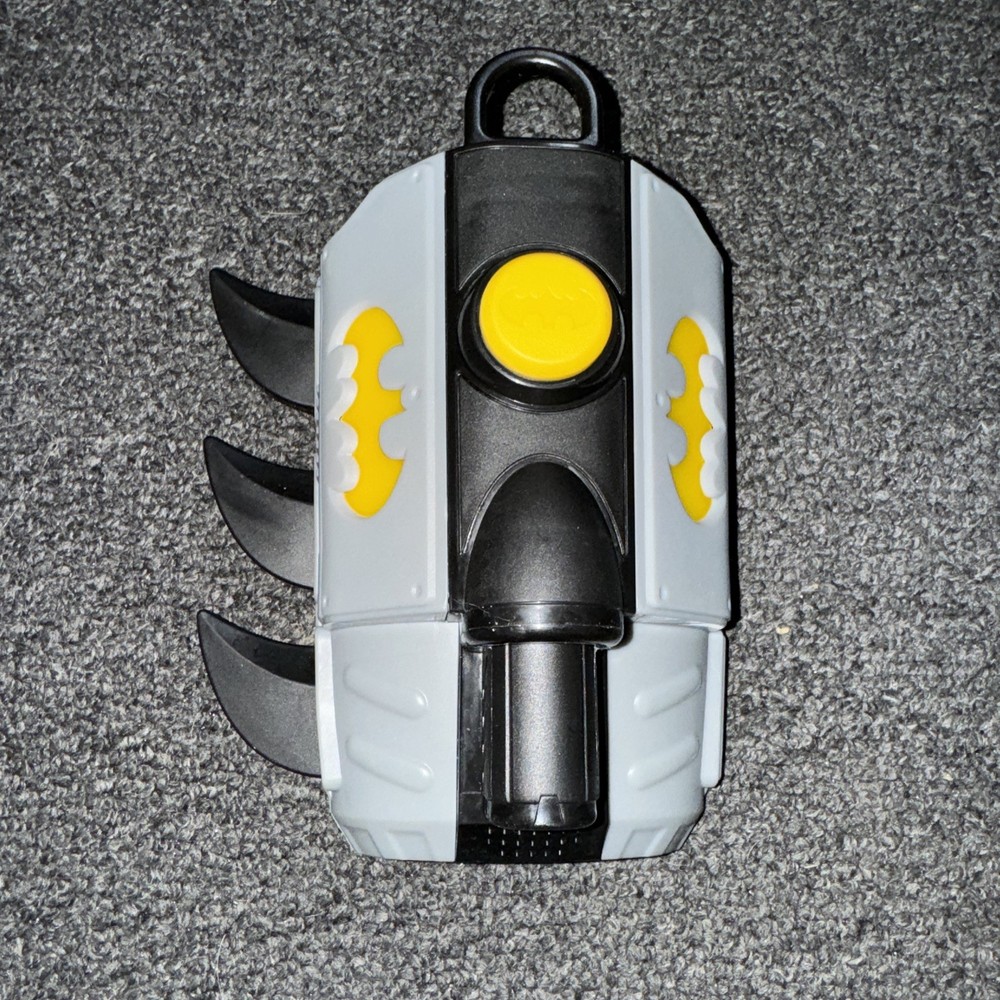 Batman Ultimate Gauntlet Launcher With Lights & Sounds DC Comics Interactive