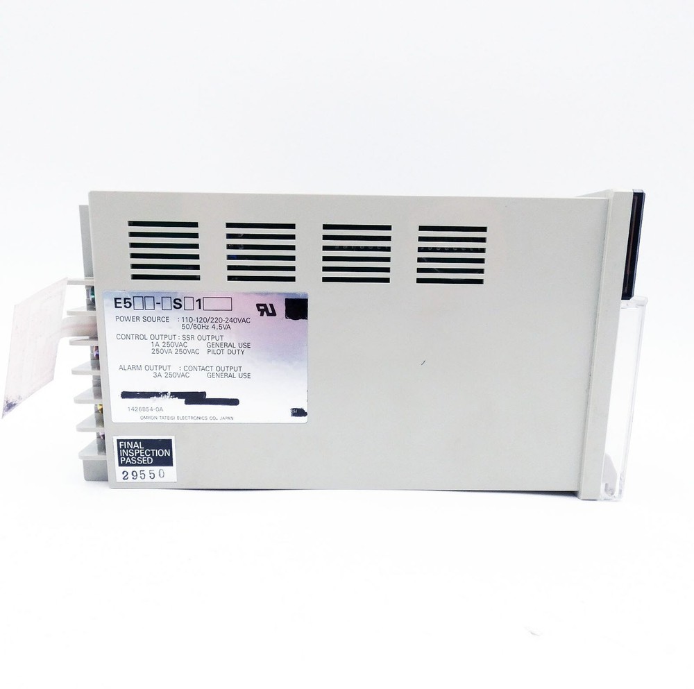 OMRON E5E4-S91K-DIN 50/60Hz Temperature Controller -Unused-
