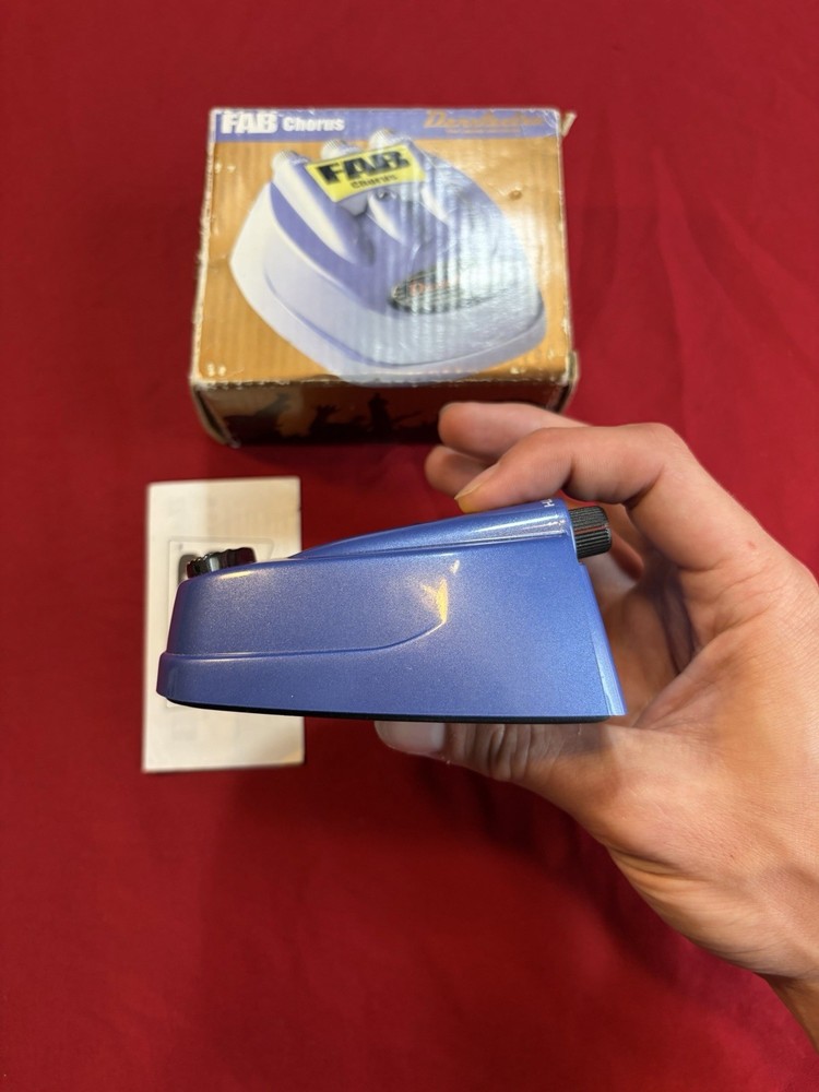 Danelectro FAB Chorus Effects Pedal Tested With Box (READ)