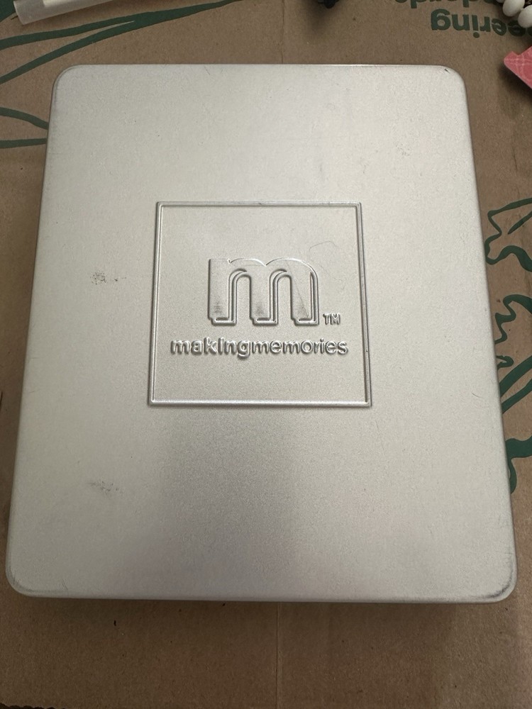 Making Memories Scrapbooking Tool Kit