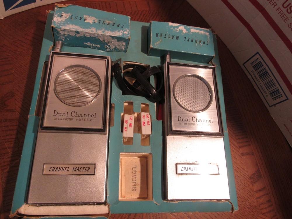 Vintage Channel Master Solid State Superheterodyne Transceiver Set