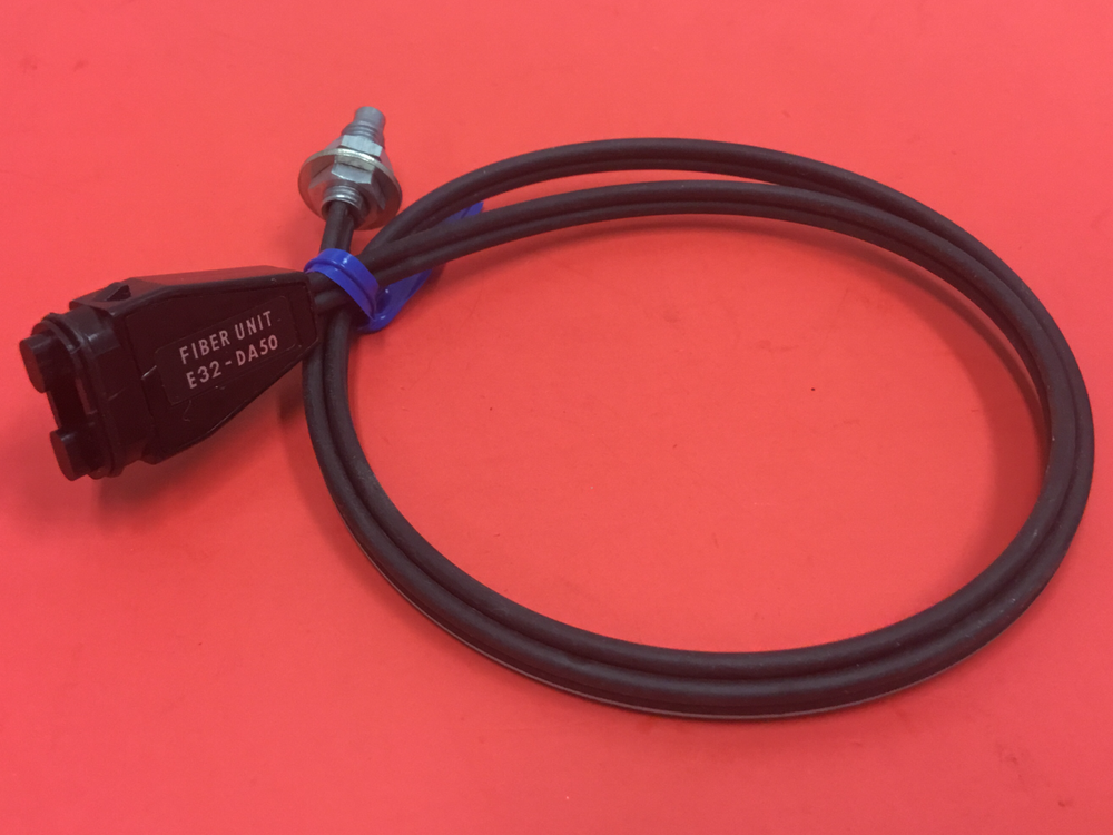 Omron - P/N: E32-DA50 - Fiber Unit - NEW
