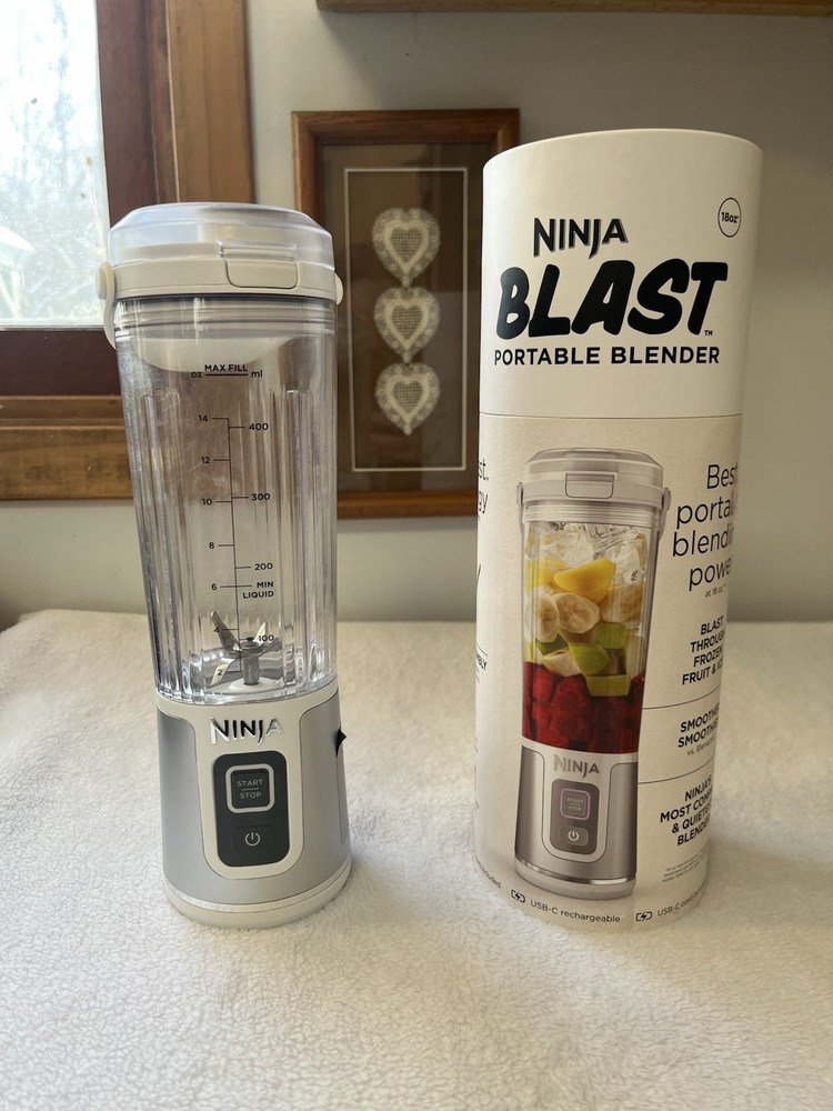 Ninja Blast Portable Blender 18oz-rechargeable