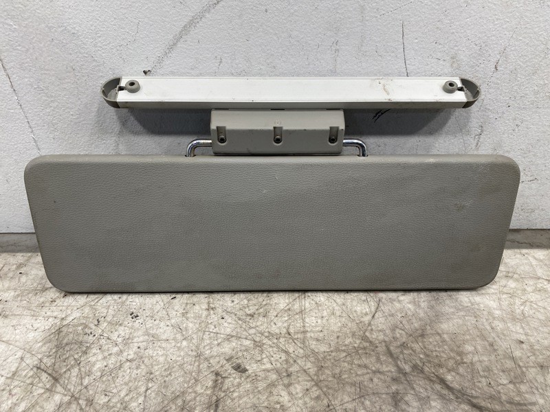 Volvo VNR Visor (654-10875)